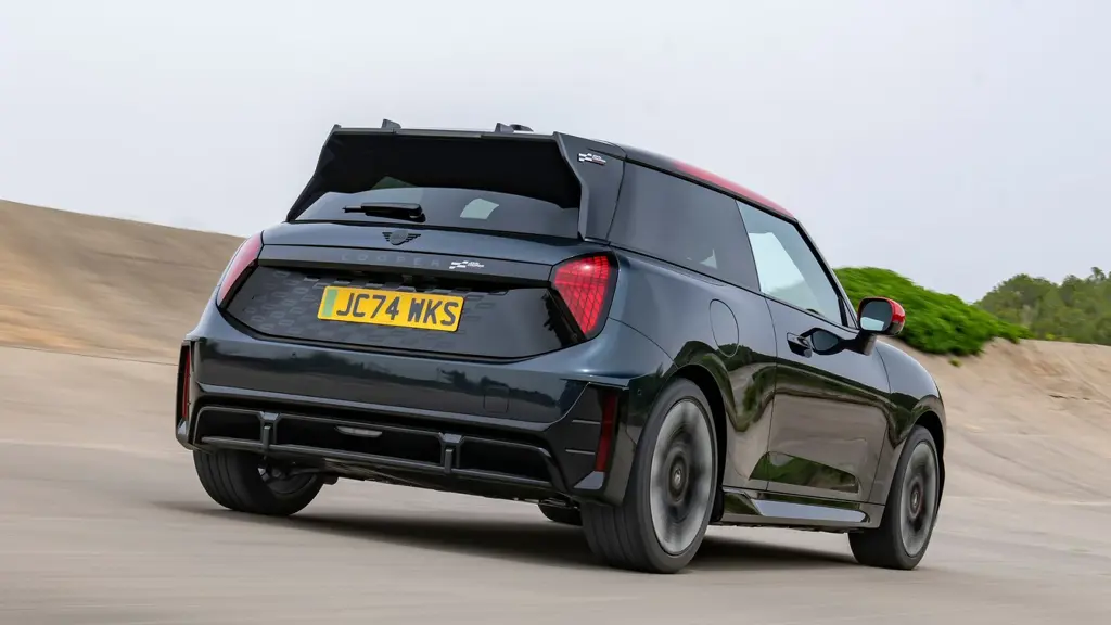 MINI Cooper 135kW E Monochrome 41kWh 3dr Auto